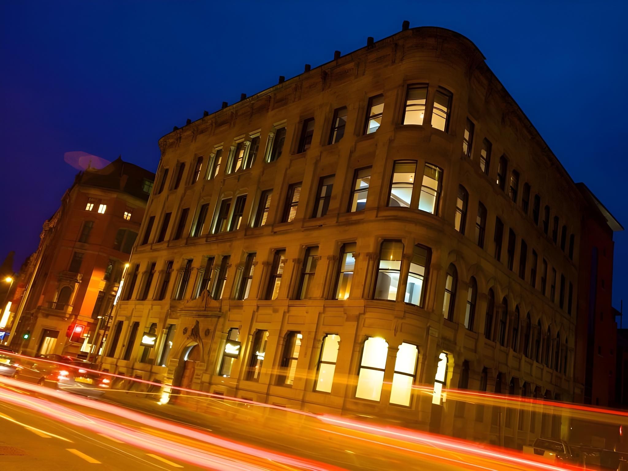 undefined Aparthotel Roomzzz Manchester City 2