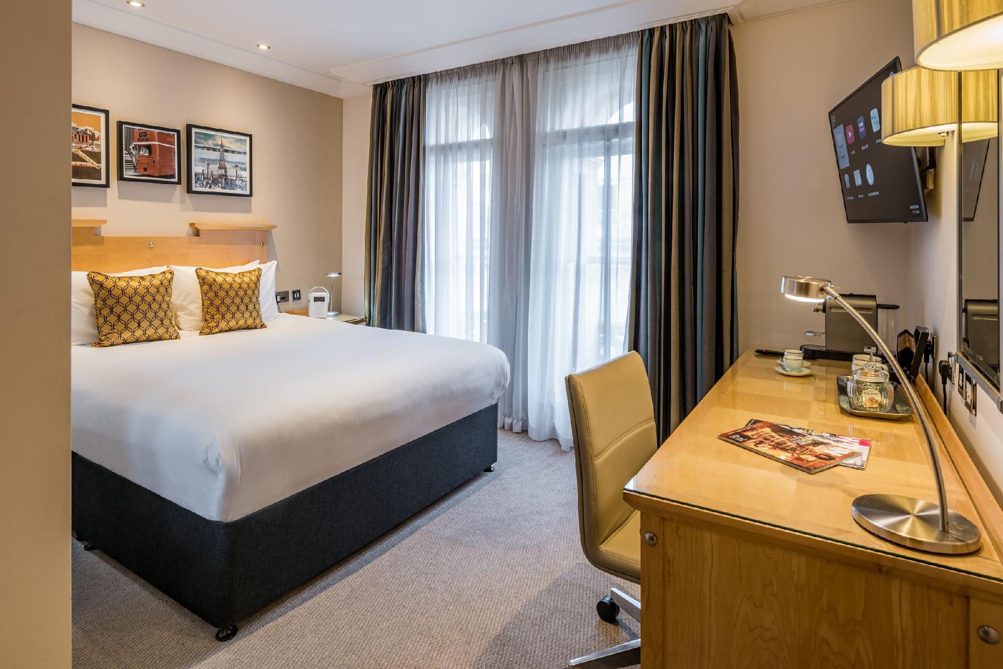 The Clermont London, Charing Cross Classic Double Room