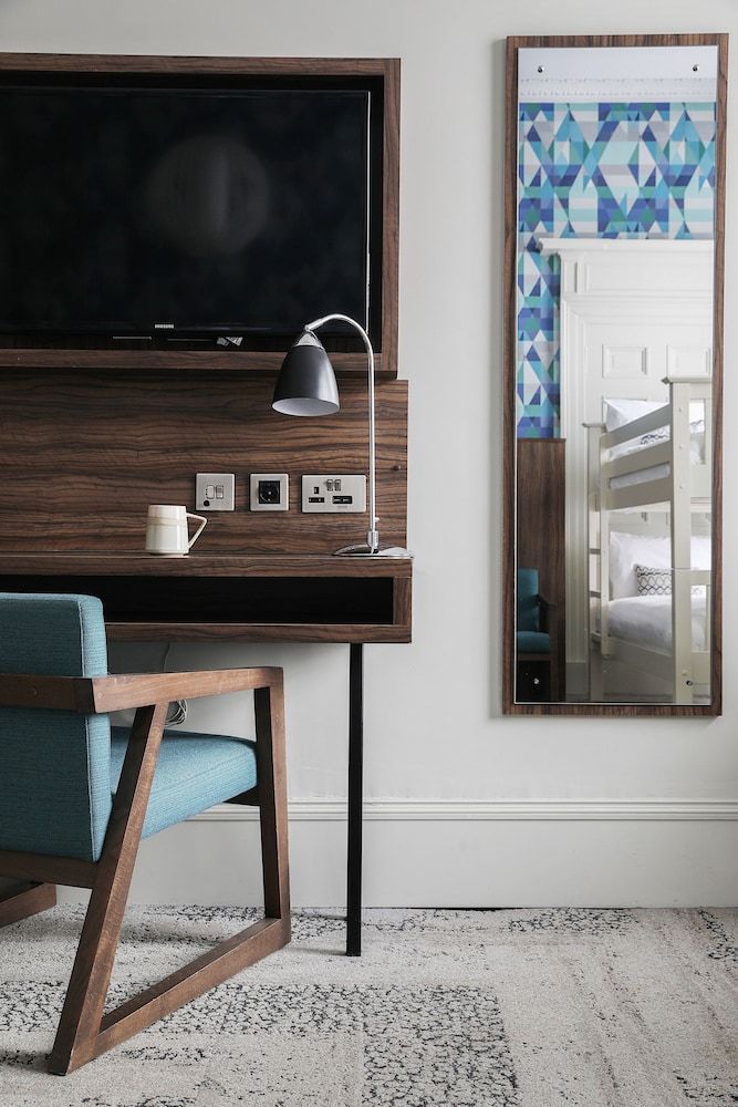 Cairn Hotel Family Apartment, 1 Bedroom 7