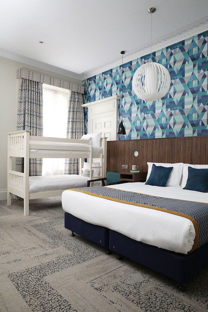 Cairn Hotel Family Apartment, 1 Bedroom 2