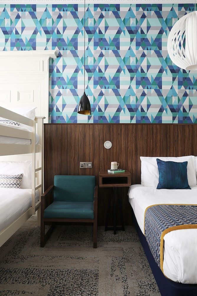 Cairn Hotel Family Apartment, 1 Bedroom 4