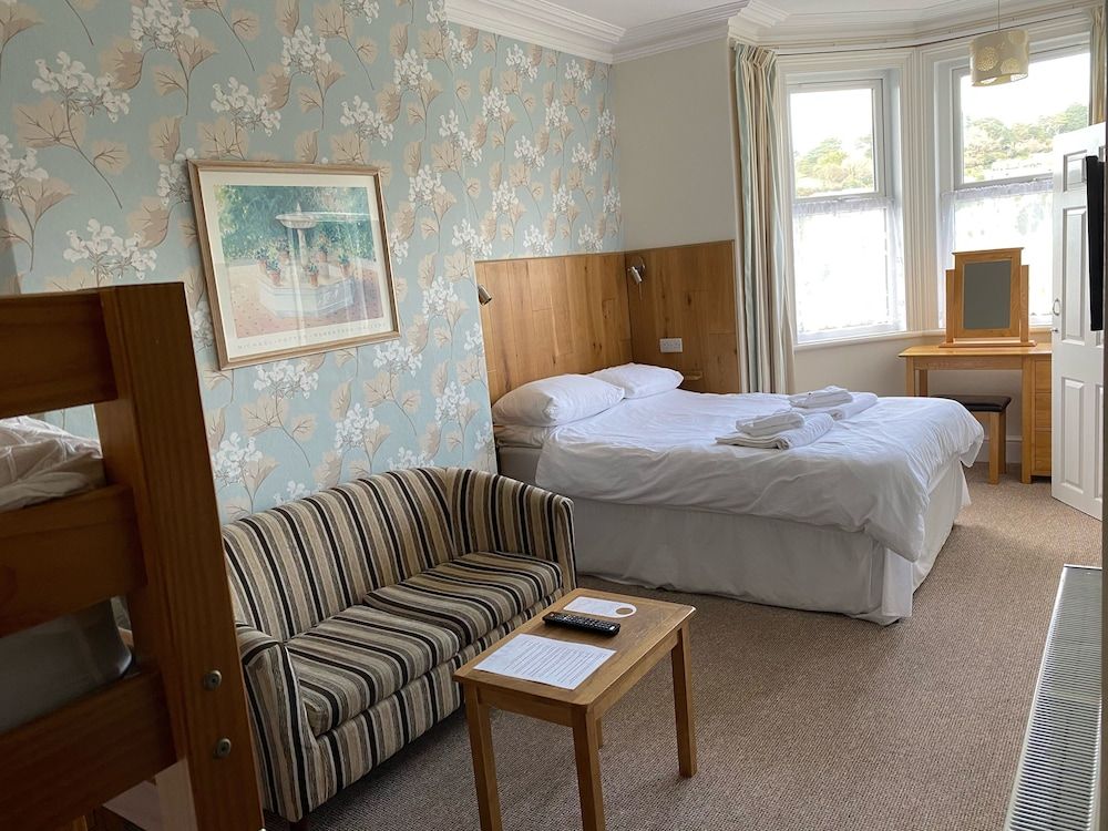Family, Double and Bunk Bed, City View, BunkBed