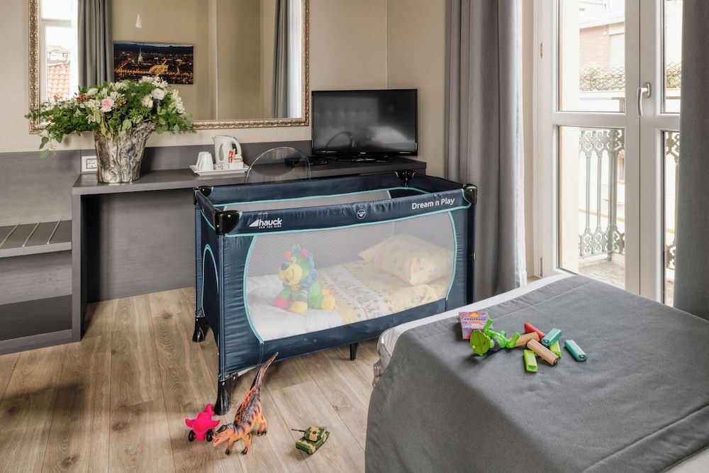 Concord Hotel Deluxe Triple Room 5