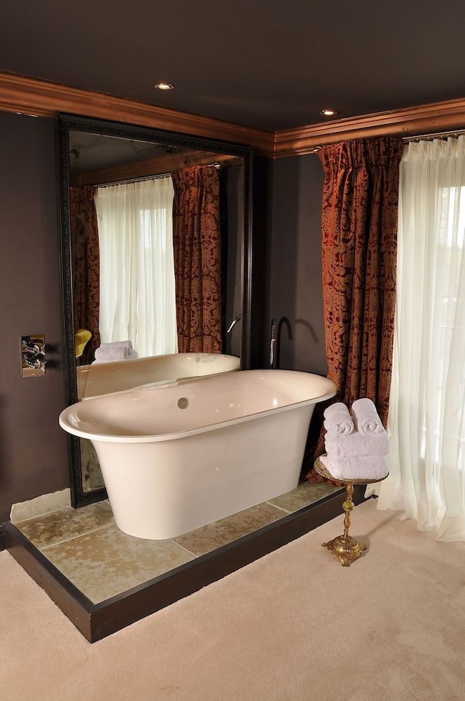 The Joiners Arms Silver Beach 6