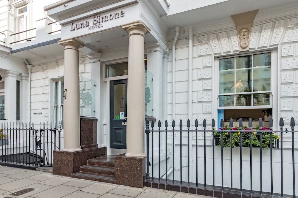 undefined Luna Simone Hotel 2