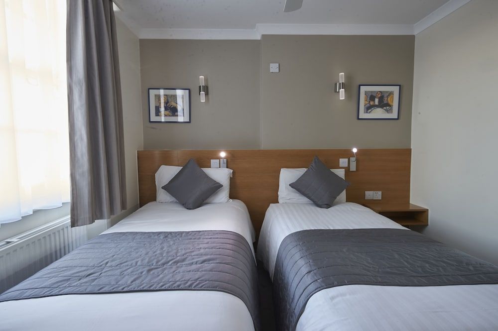 Luna Simone Hotel Twin Room