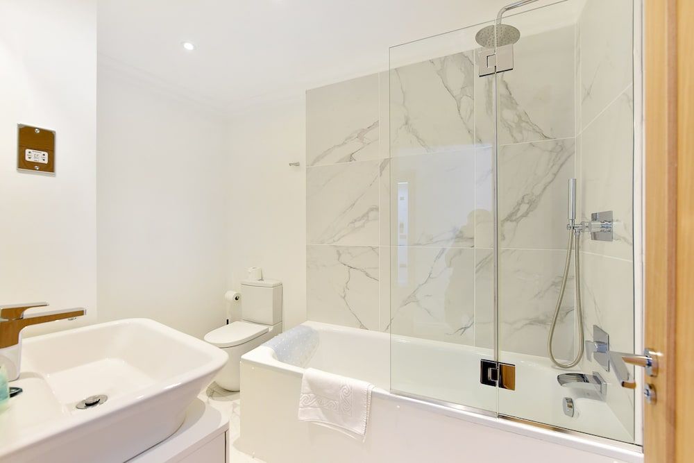 London Choice Apartments – Chelsea Superior Apartment, 2 Bedrooms (Second Floor- Markham Square) 17