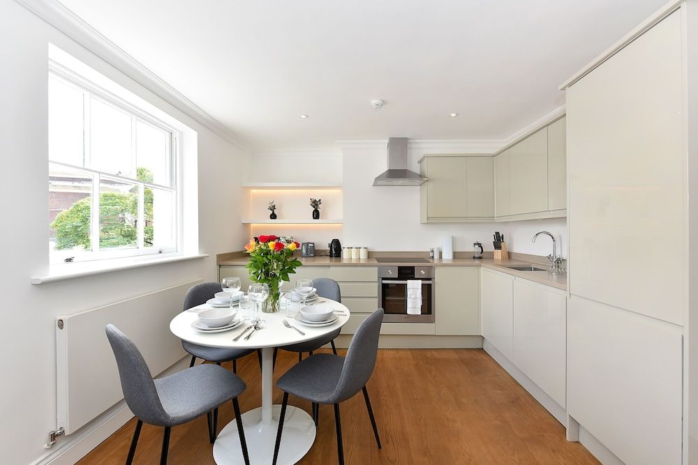 London Choice Apartments – Chelsea Superior Apartment, 2 Bedrooms (Second Floor- Markham Square) 9