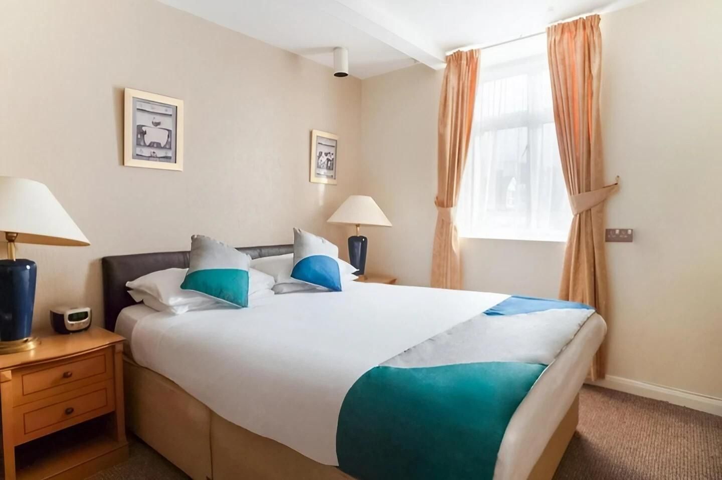 Sea Shell Hotel Standard-Double room-Ensuite