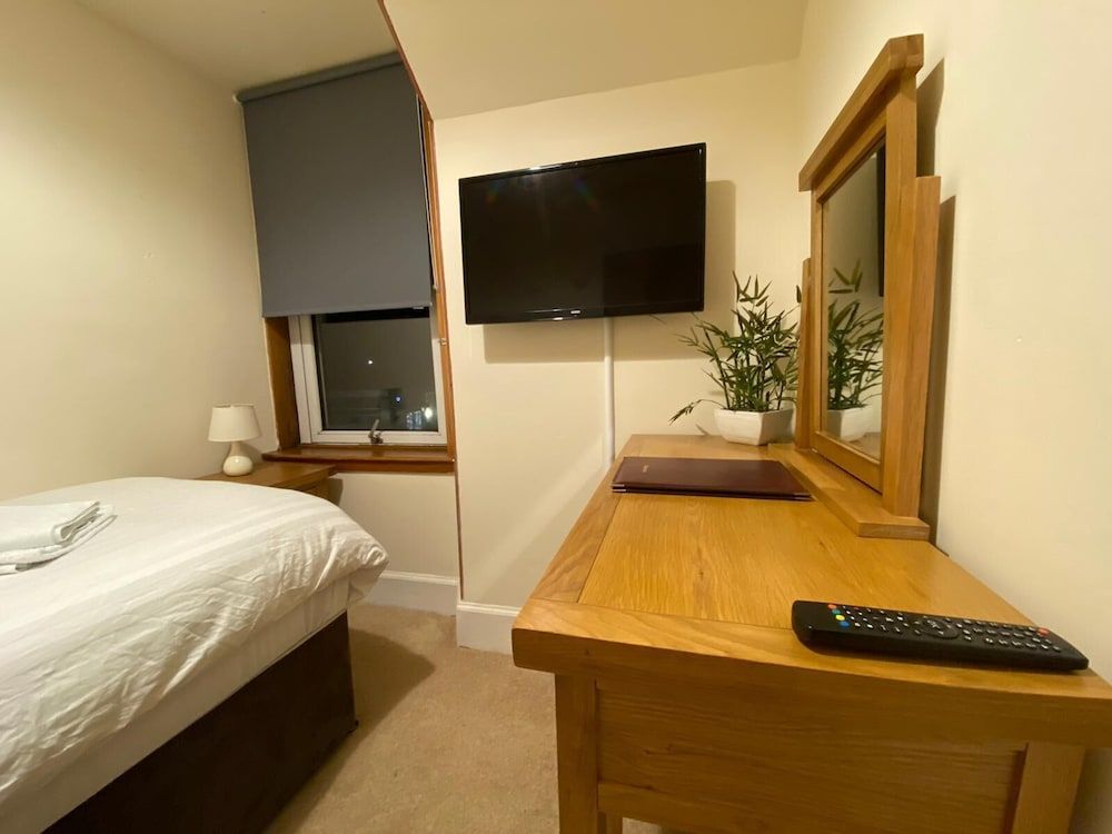 Economy Single Room, Shared Bathroom