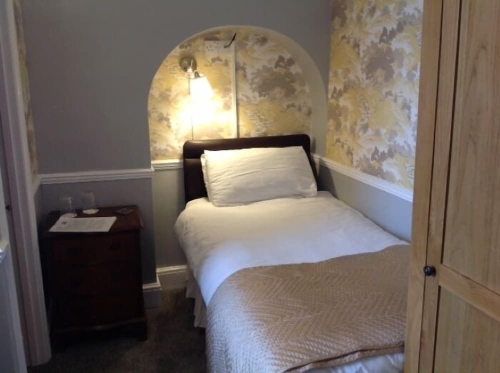 Cannara Bed and Breakfast Twin Room (Morgan)