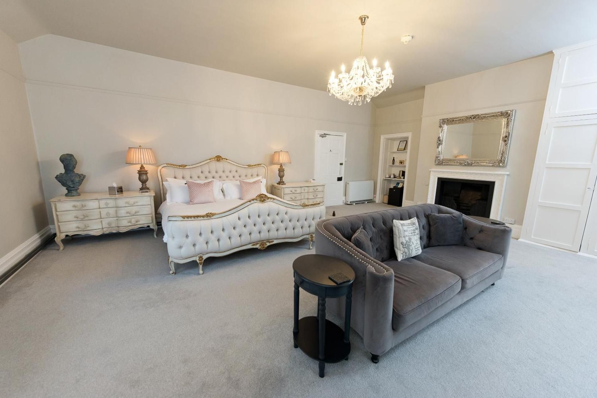 Suite with Garden View