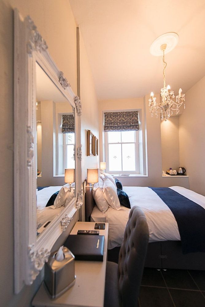 Double Room (Farquaad Room)