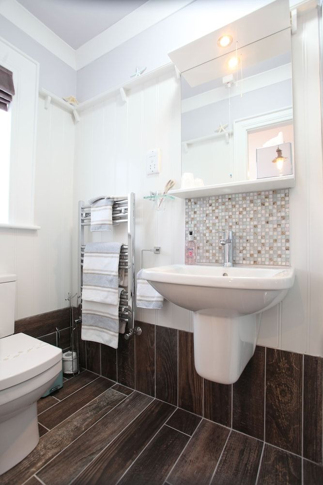 Anvershiel House Twin Room 3