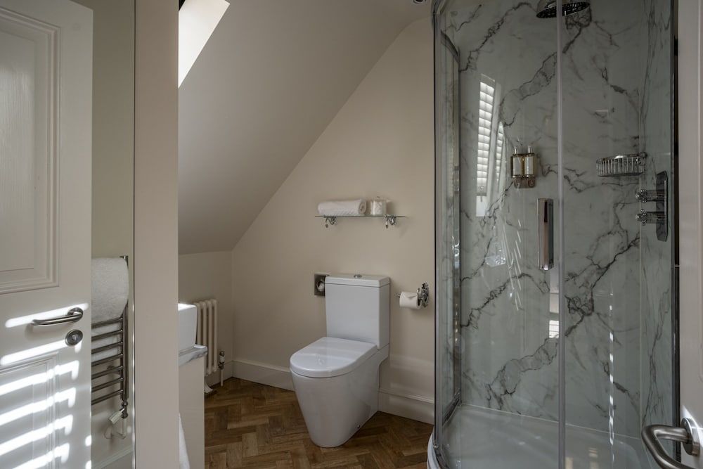 The Old Hall Ely Standard Single Room, Ensuite 7