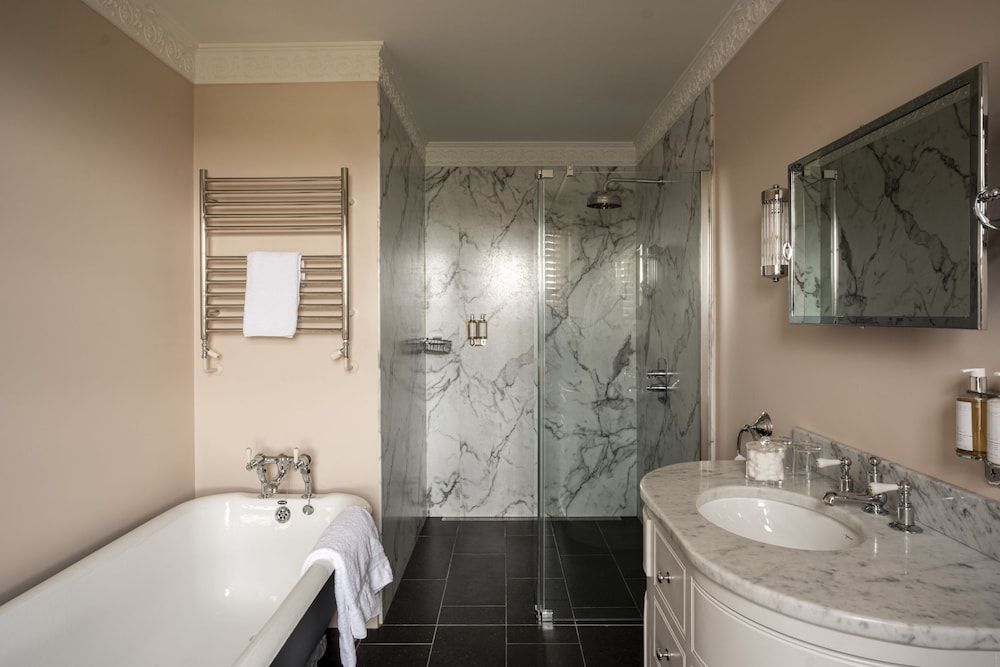 The Old Hall Ely Deluxe Double or Twin Room, Accessible (Ground Floor) 9