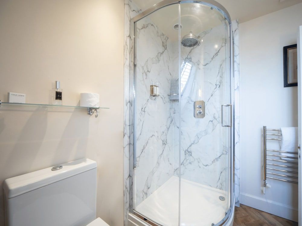 The Old Hall Ely Standard Single Room, Ensuite 5