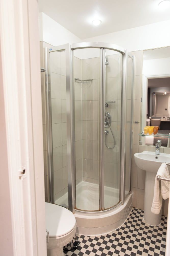 Duke of Leinster Double Room 18