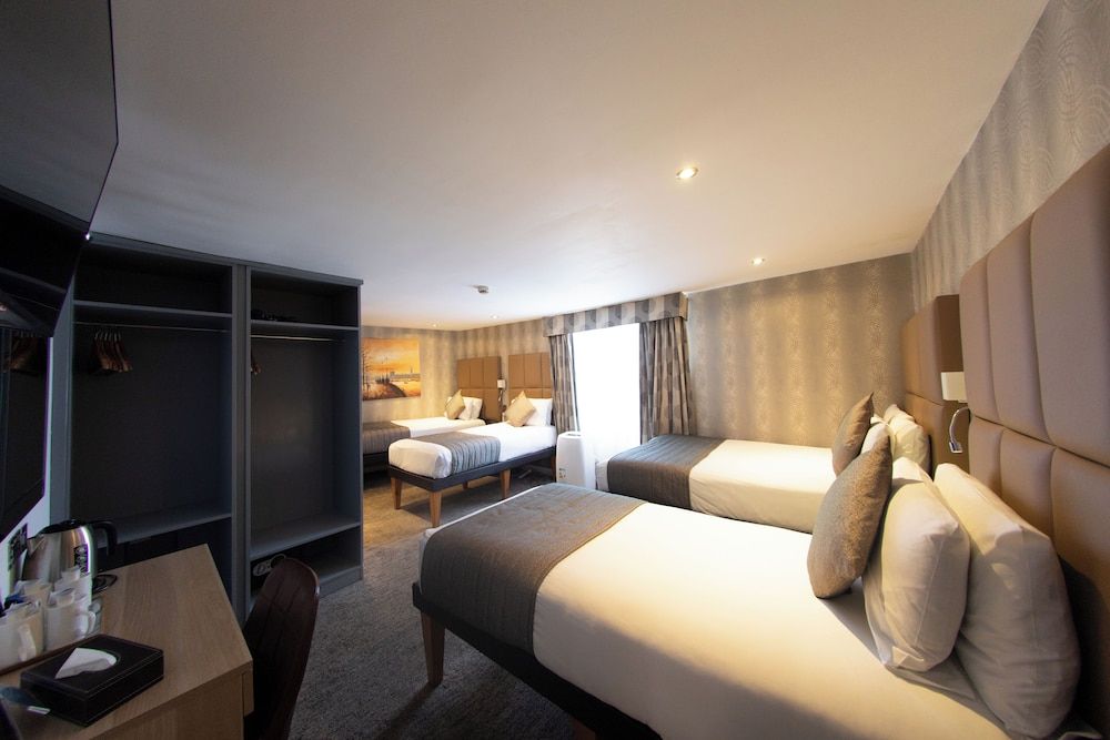 Quin Room