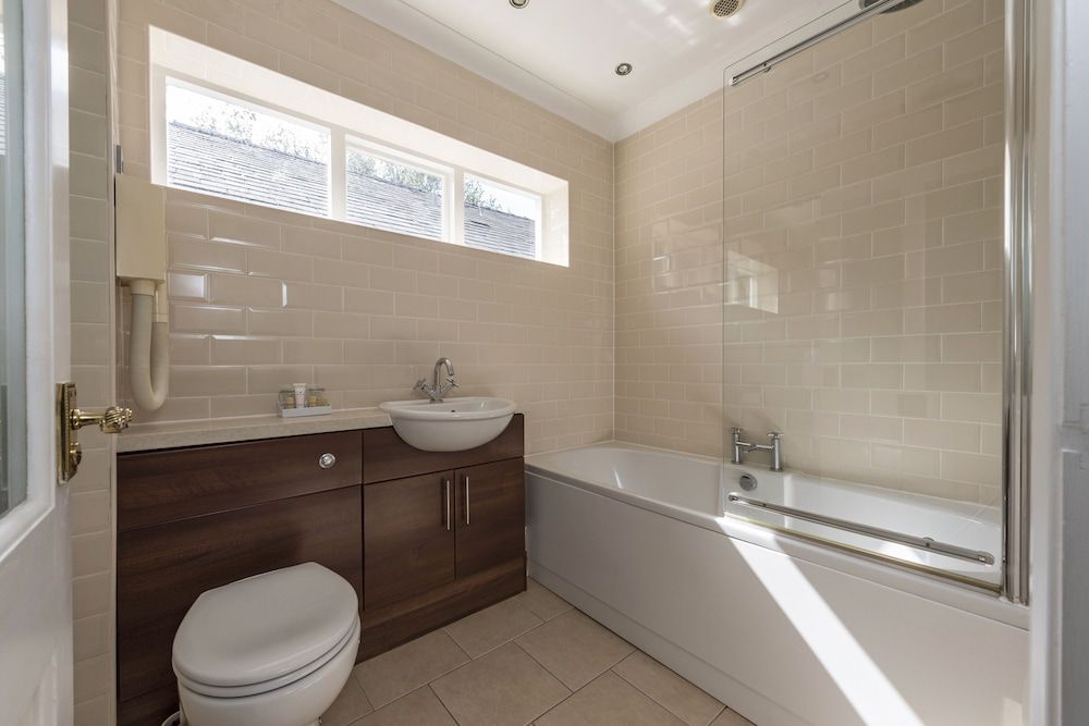 Statham Lodge Hotel Single Room 3