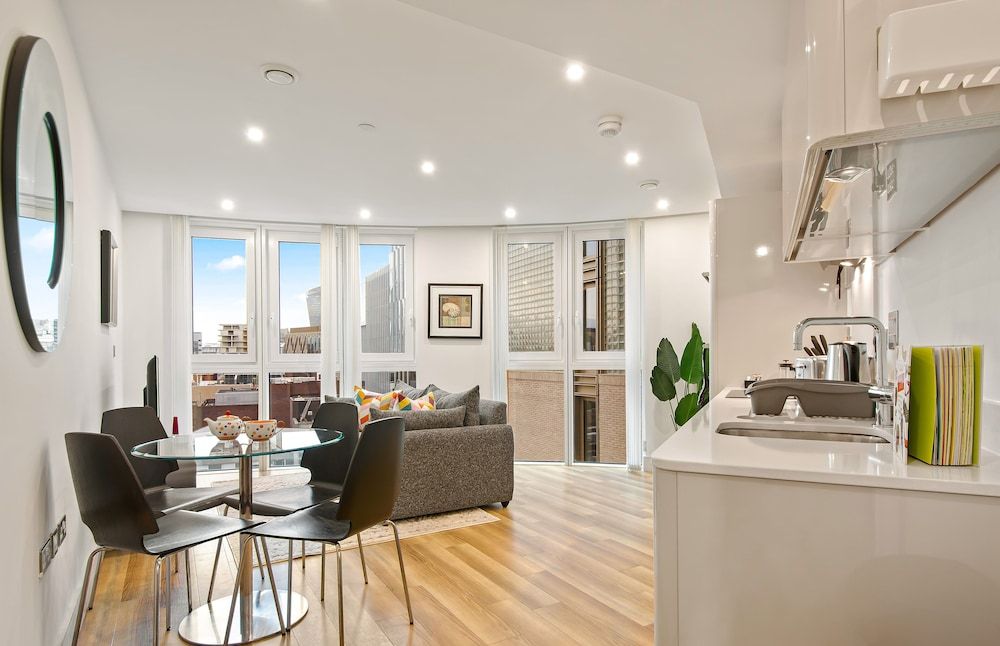 undefined Aldgate East Studio by MySquare 7