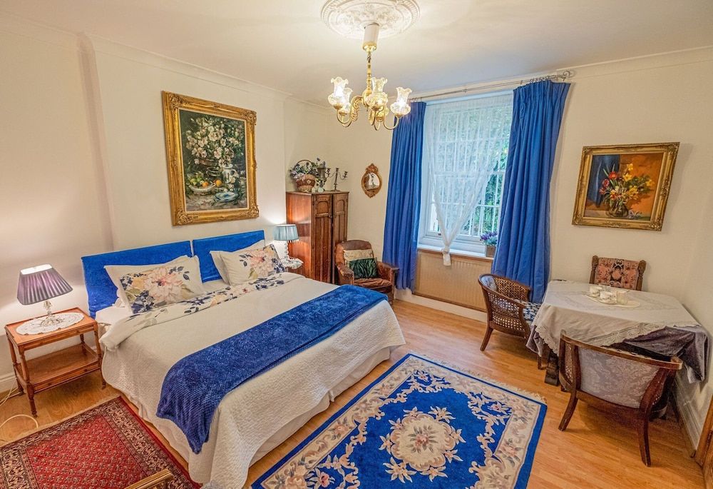 Juliette's Bed and Breakfast Deluxe Double or Twin Room 2