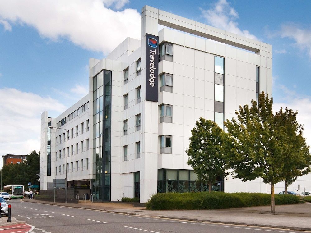 undefined Travelodge Cardiff Atlantic Wharf Hotel 10