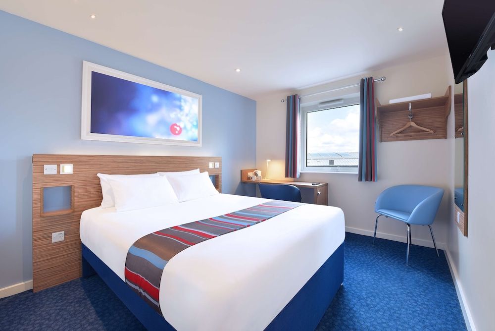 undefined Travelodge Cardiff Atlantic Wharf Hotel 5