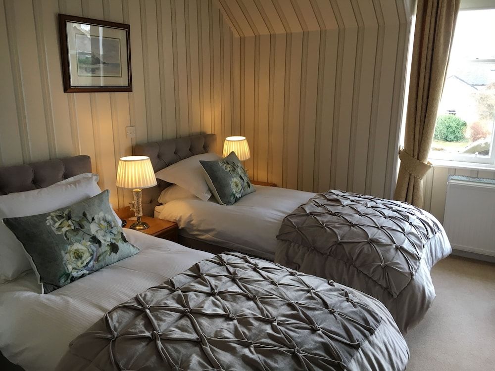 Superior Twin Room (Room 4)