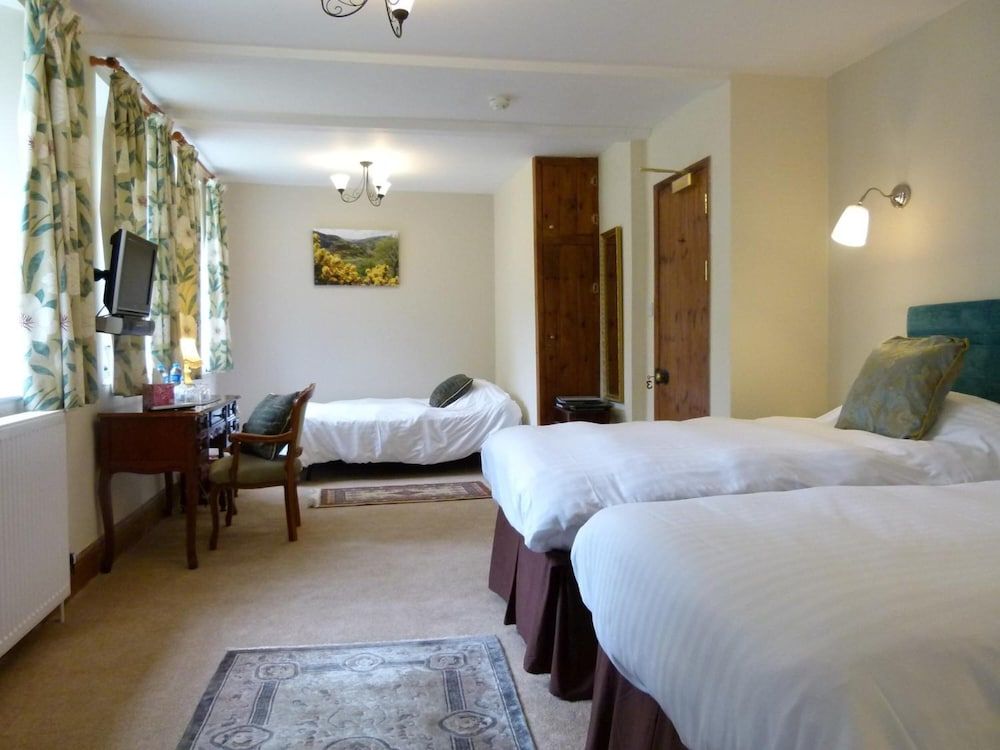Collaven Manor Hotel Double or Twin Room (Feature) 3