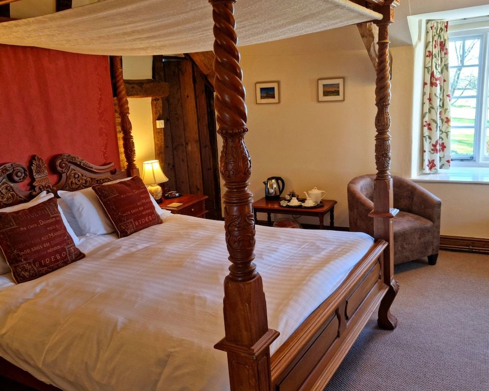 Collaven Manor Hotel Double or Twin Room (Feature) 4