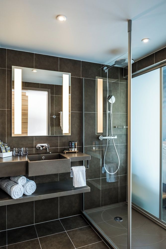 undefined Novotel London Canary Wharf Hotel 6