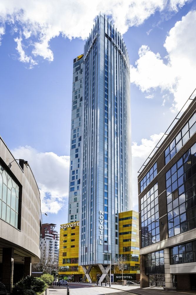 undefined Novotel London Canary Wharf Hotel 2