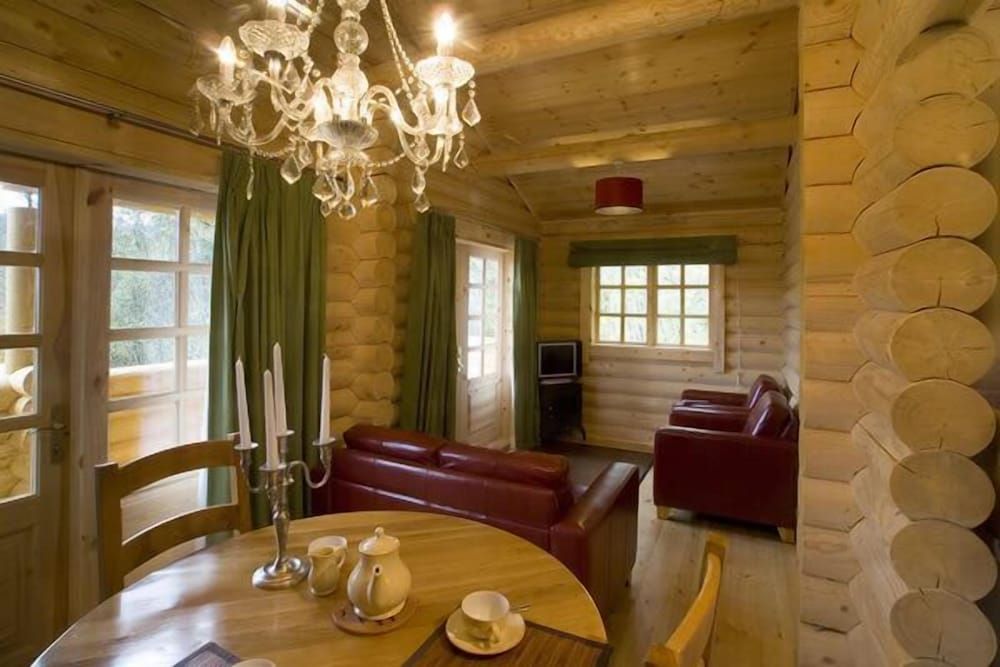 undefined BCC Loch Ness Log Cabins 2