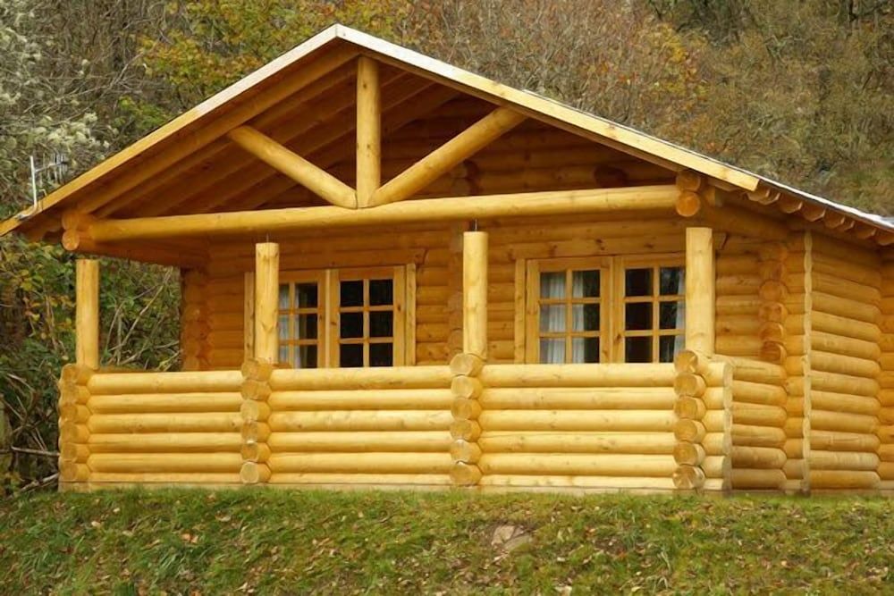 undefined BCC Loch Ness Log Cabins 5