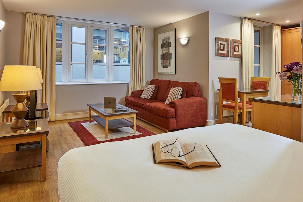 undefined Marlin Apartments London City - Queen Street 3