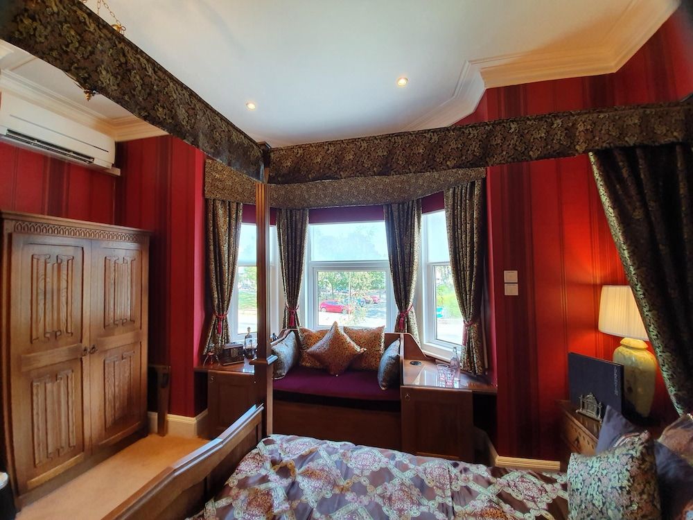 undefined Tower Guest House 8