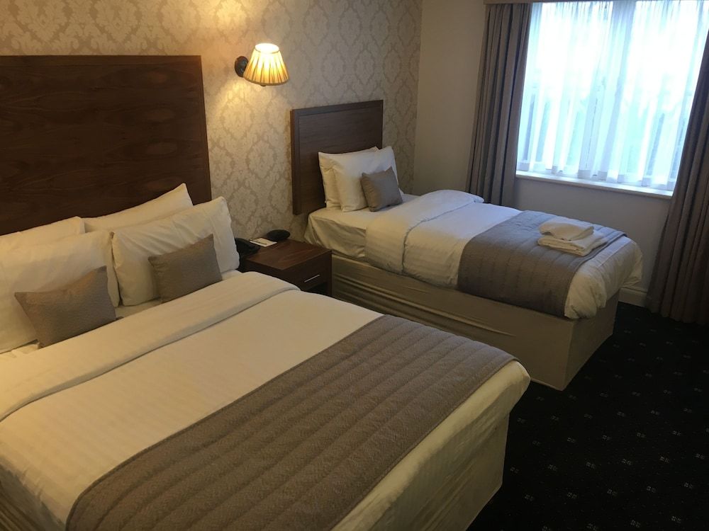 Standard Room, Multiple Beds, Non Smoking, Lake View
