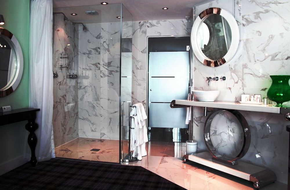 The Earl of Doncaster Hotel Superior Deluxe Double Room, Non Smoking 6