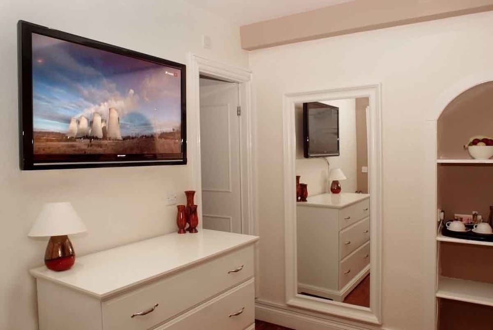 Piccolino Hyde Park Hotel Standard Double Room 5