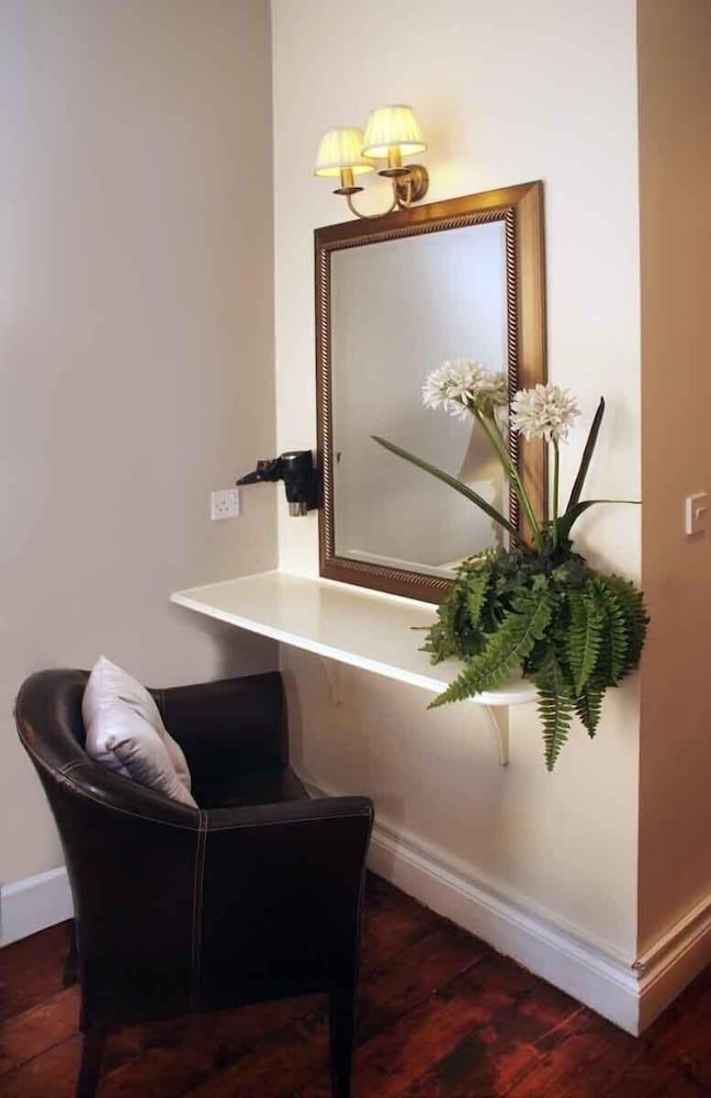 Piccolino Hyde Park Hotel Standard Double Room 6