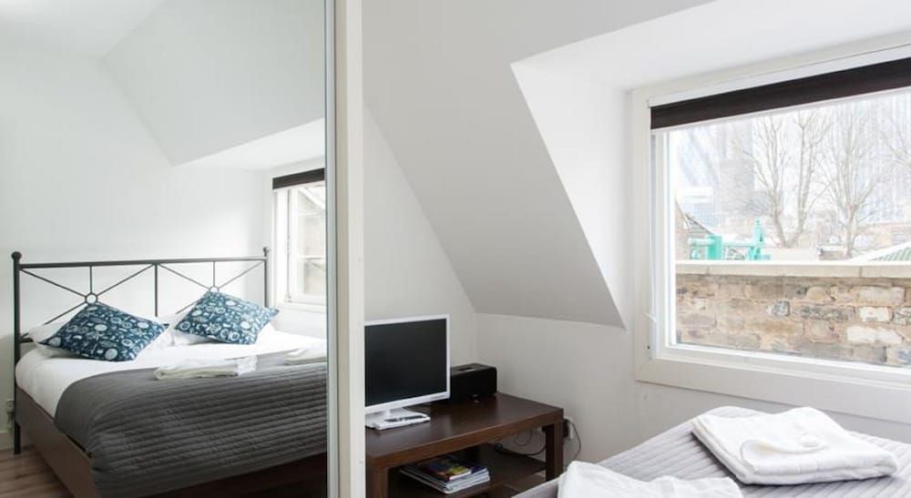 Superior Apartment, 1 Bedroom, Private Bathroom, City View