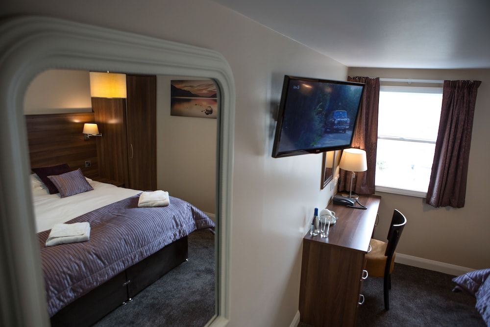 Foundry 34 Superior Double or Twin Room 4