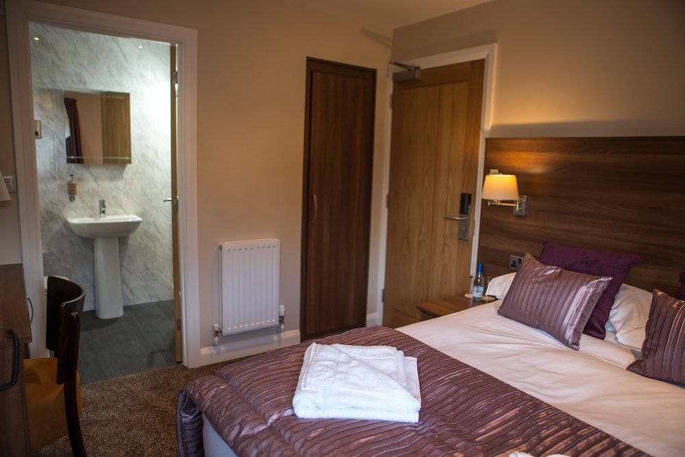 Foundry 34 Standard Double Room 2