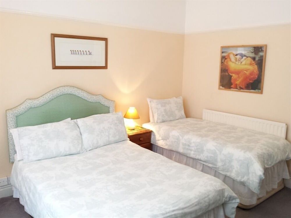 Standard Triple Room, Shared Bathroom