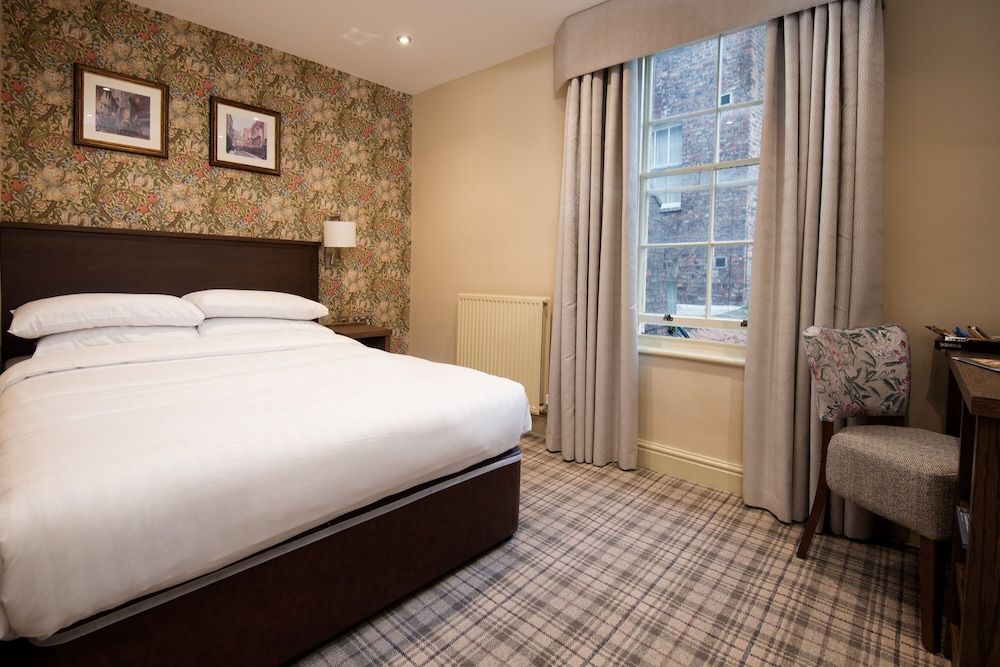 Double or Twin Room with either sofa bed or bunks