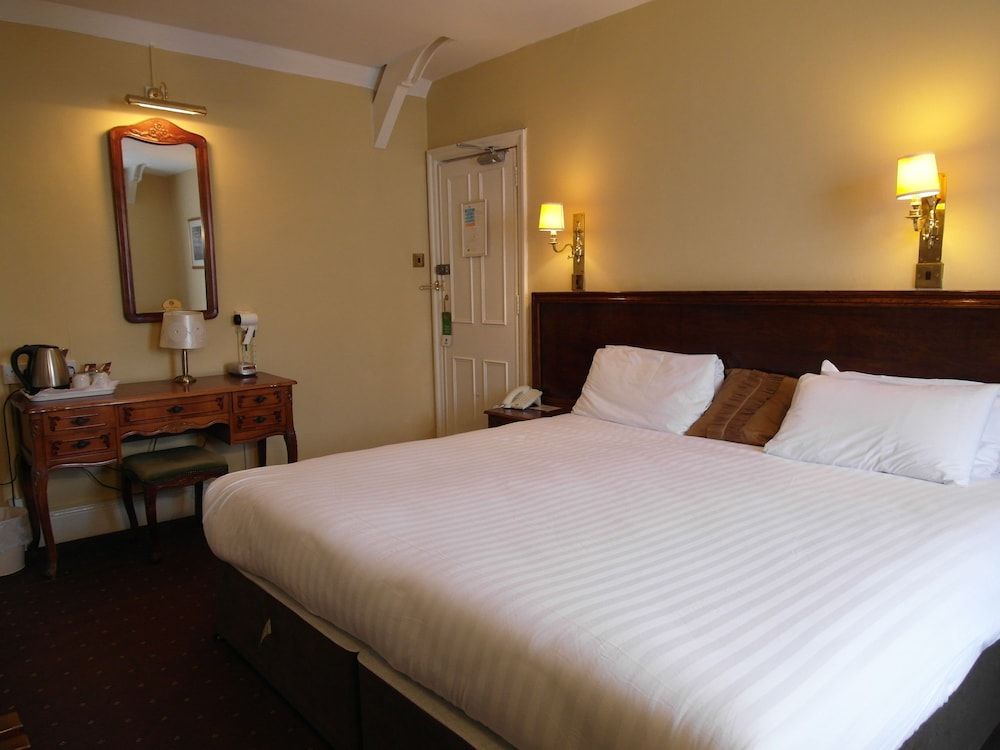 Best Western George Hotel Family Room, Multiple Beds, Non Smoking 2
