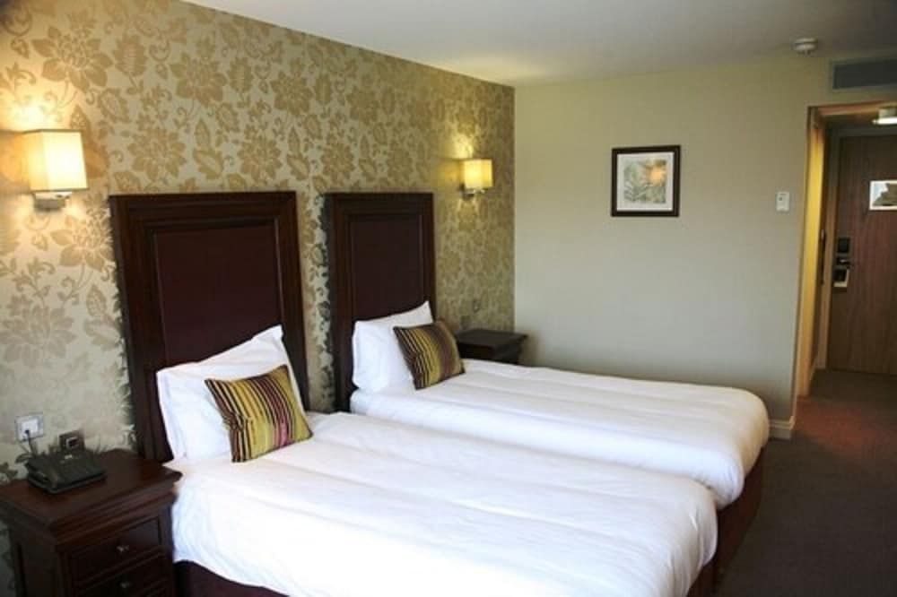 Shendish Manor Hotel & Golf Course Classic Twin Room 3