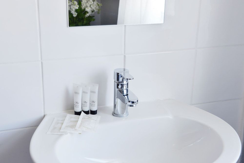 Gallery Hyde Park Hostel Triple Room (Private Shower) 5