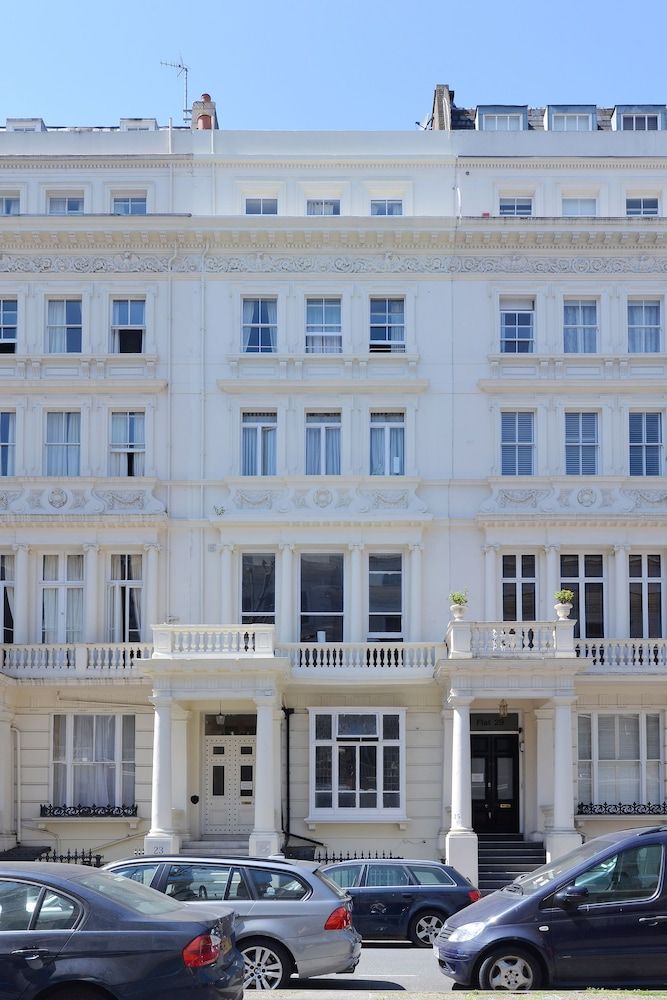 undefined Gallery Hyde Park Hostel 9